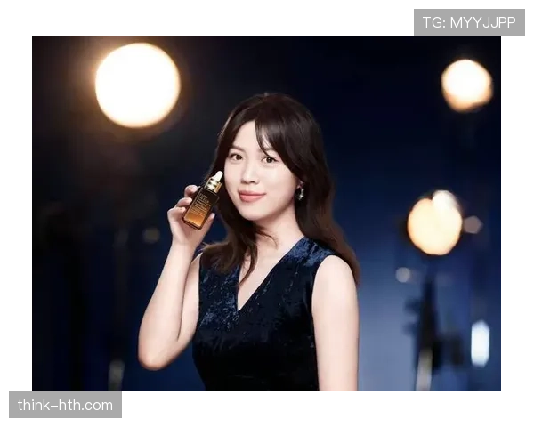 杨千霖这日常跟赛场两副脸，看他穿西装我差点没认出来